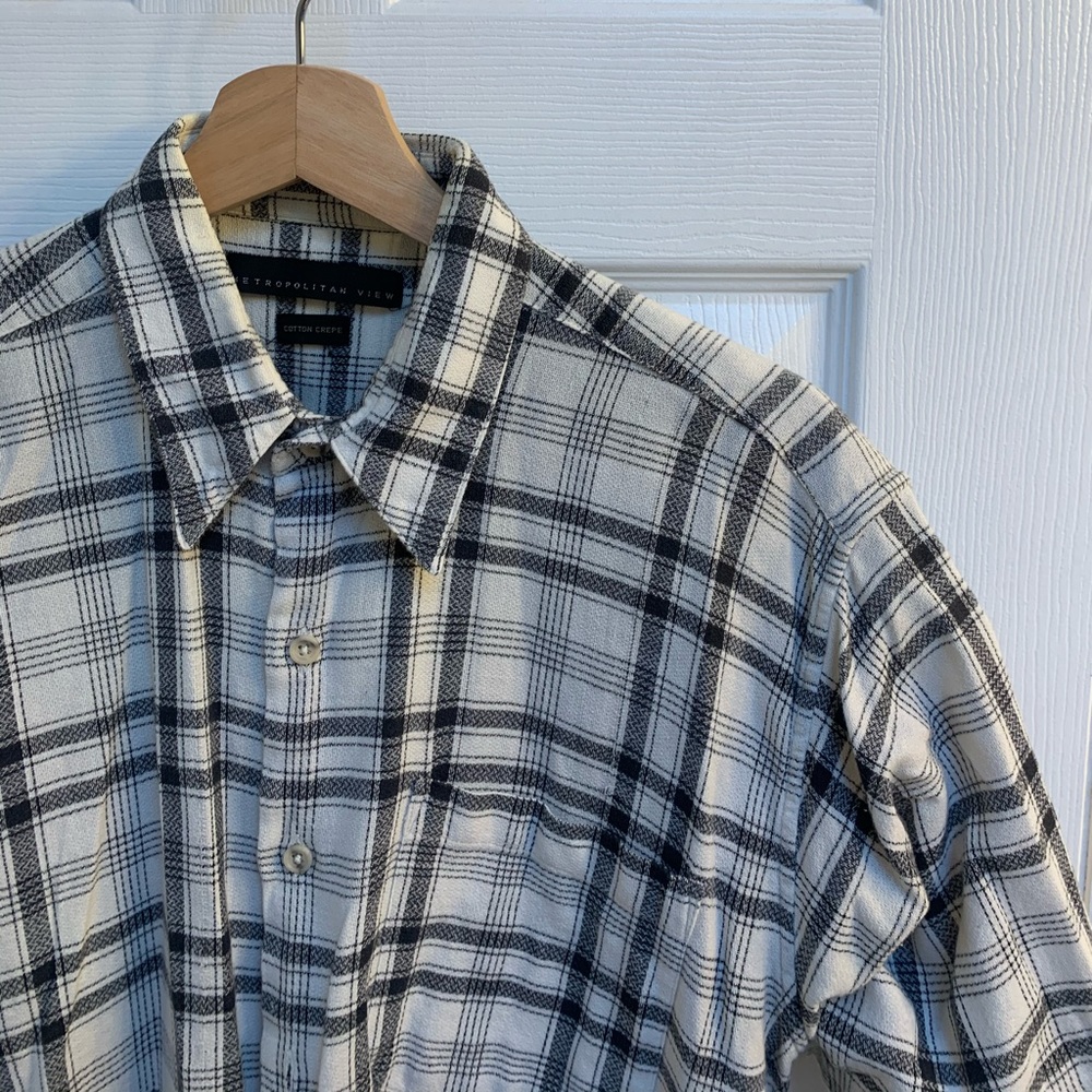 Metropolitan View Trendy White Shirt